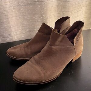 Seychelles Ankle Boots Size 9